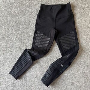 Alo High-Waist 7/8 Moto Yoga Black Leggings Women's XS #87370